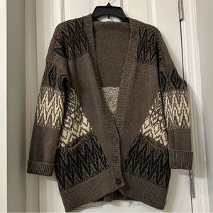 Cashmere Wool alpaca sweater by Vince size Medium button cardigan